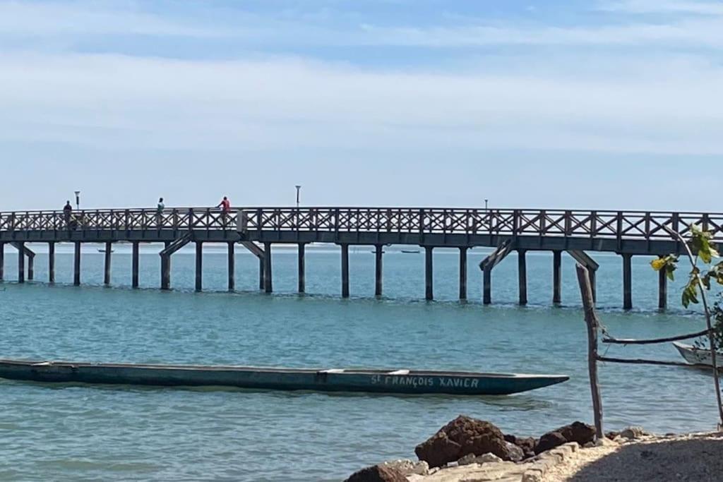 Petite Maison En Bord De Mer Palmarin Nguedj 外观 照片